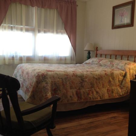 Marcotte Motor Court Motel โอลด์ออร์ชาร์ดบีช ห้อง รูปภาพ